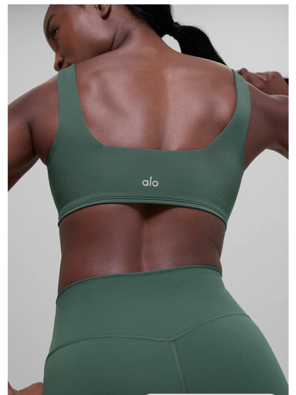 ALO Yoga Kelly Green Ribbed Bra Sport Top Active